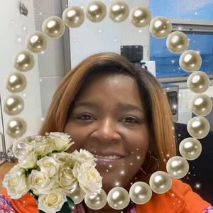 Meet your Posher, Carolyn